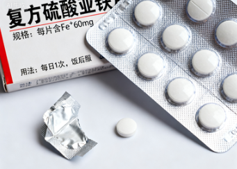 硫酸亚铁片孕妇能吃吗？专业解析孕期安全用药与营养补充