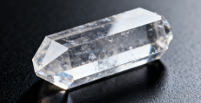 无水氯化铝为何被称为“化工反应的魔术师”？全面解析其特性与应用价值